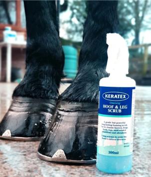 Keratex Hoof & Leg Scrub 300ml.   Against mud fever, damage and split heels.